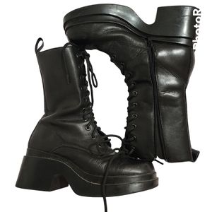 Steve Madden leather  Airforce size 7.5 boots